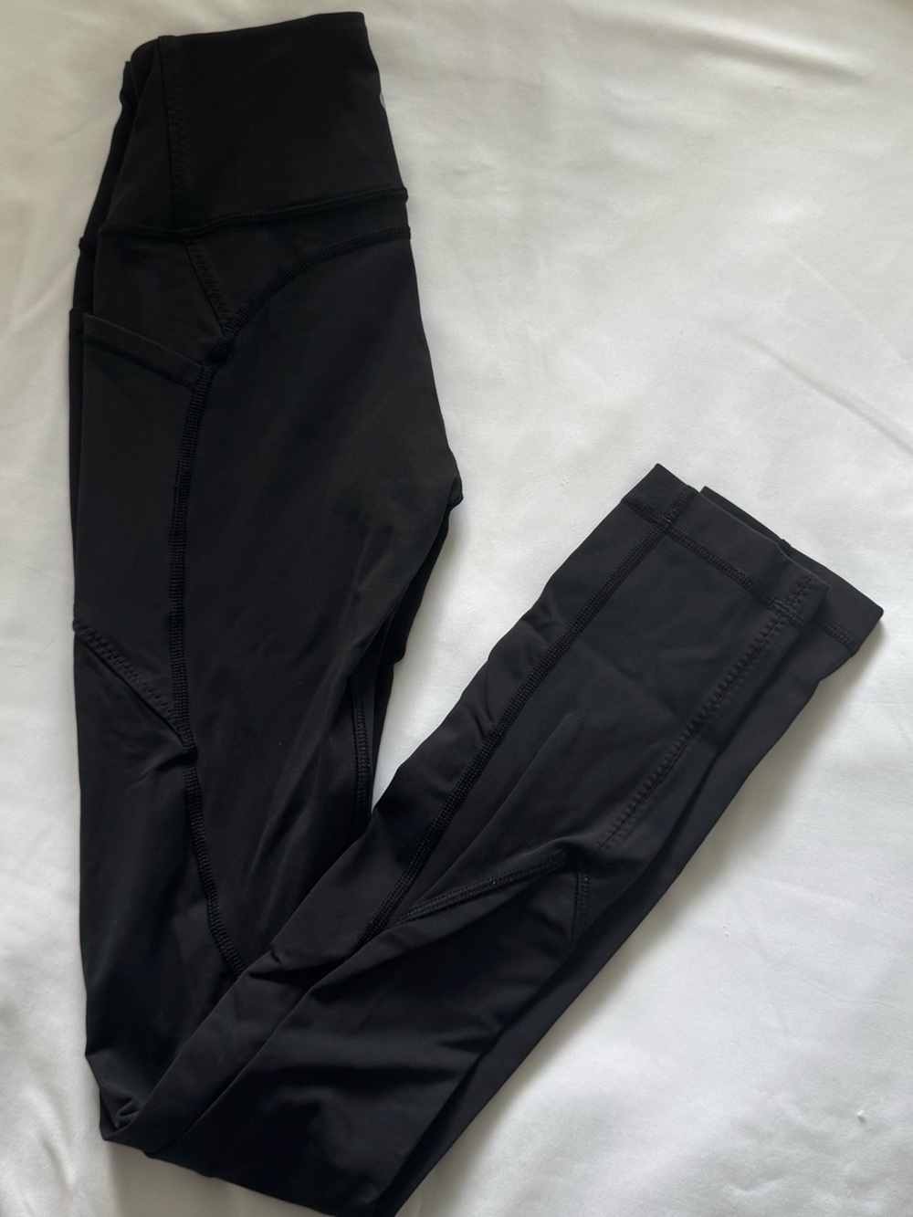 Lululemon All The Right Places Crop II
Black